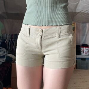🥾 Tan Shorts, Women’s Summer Shorts, Size 1, Petite, Spring, Travel, Comfort